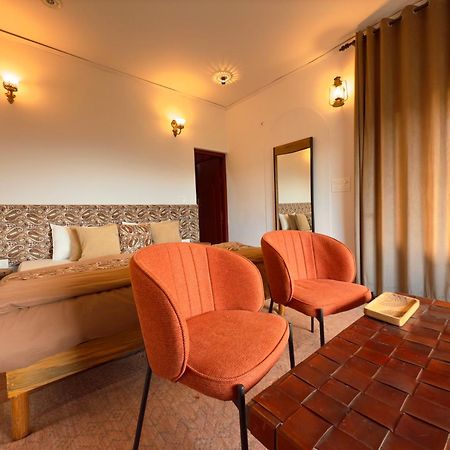 Nazaara -Thhpsociety - Mukteshwar - Witness The View From Your Bed ภายนอก รูปภาพ