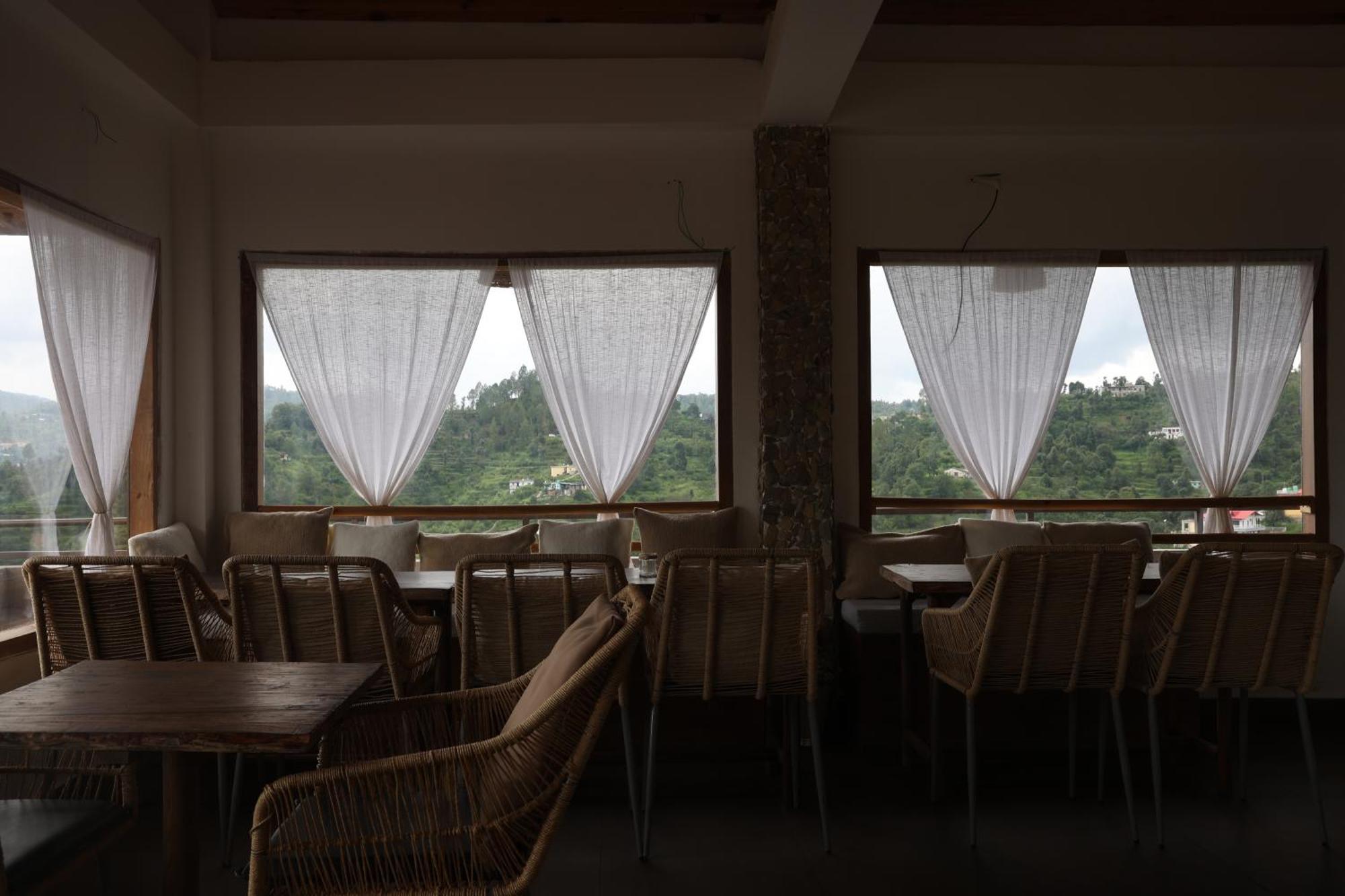 Nazaara -Thhpsociety - Mukteshwar - Witness The View From Your Bed ภายนอก รูปภาพ