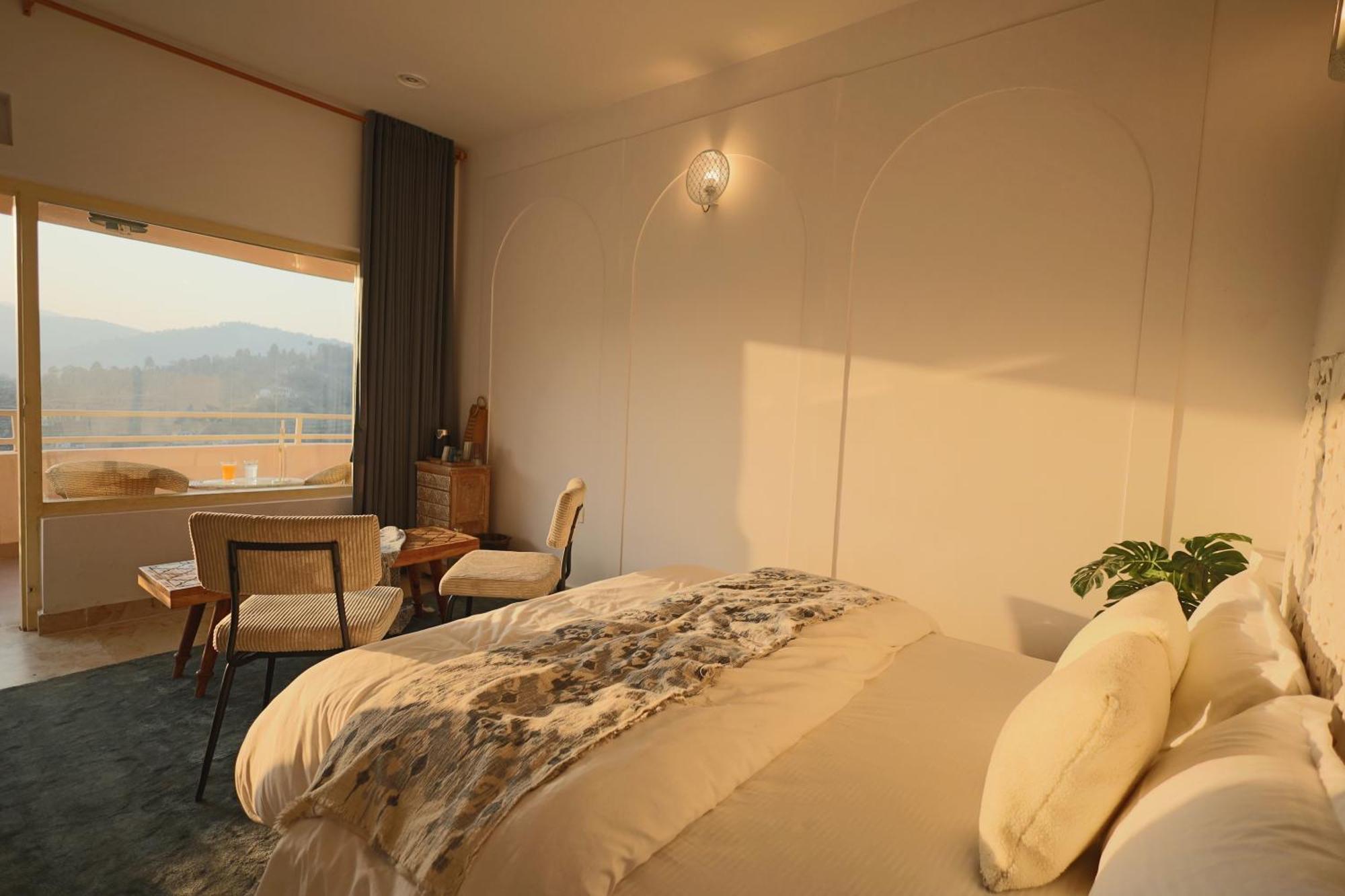 Nazaara -Thhpsociety - Mukteshwar - Witness The View From Your Bed ภายนอก รูปภาพ